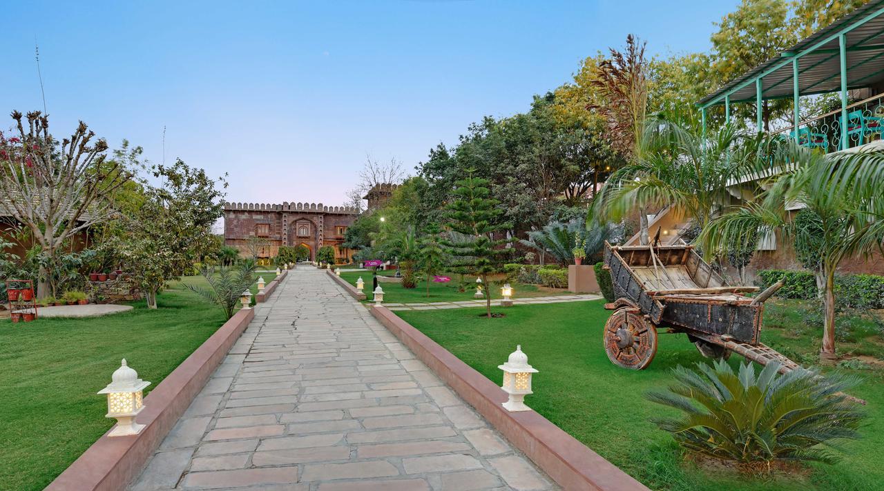 Regenta Resort Pushkar Fort Exterior foto